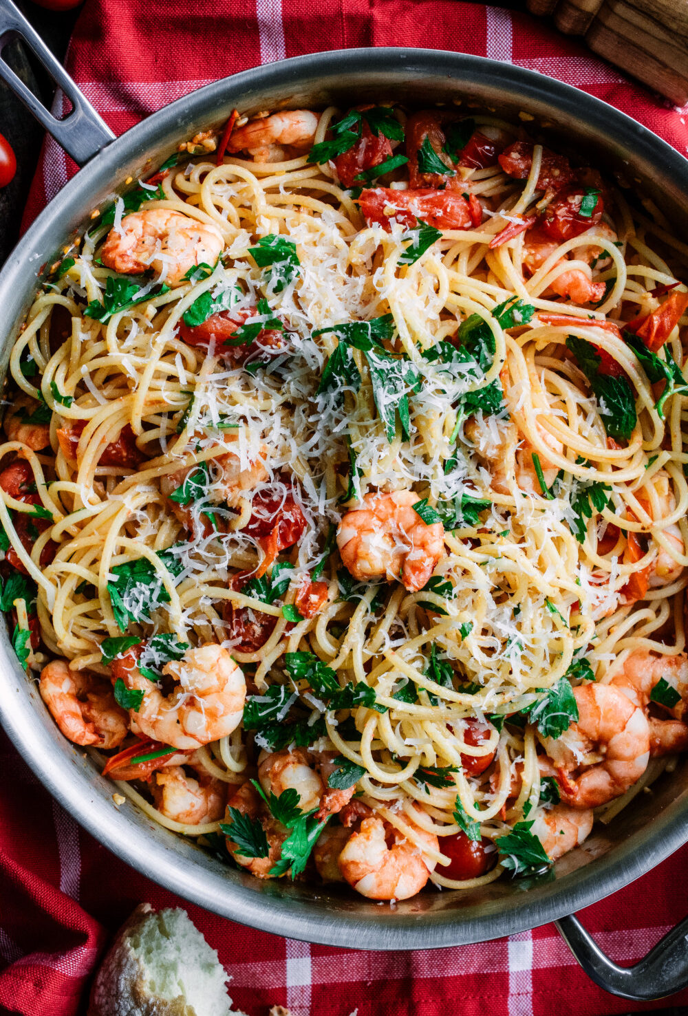 Pasta with Spicy Garlic Shrimp & Burst Grape Tomatoes